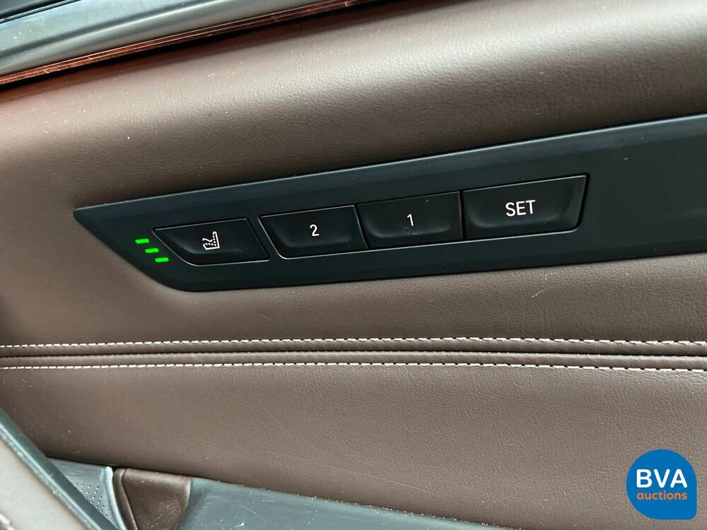 BMW 530d xDrive Luxury Line 265pk 2016 5-Serie, SG-223-J