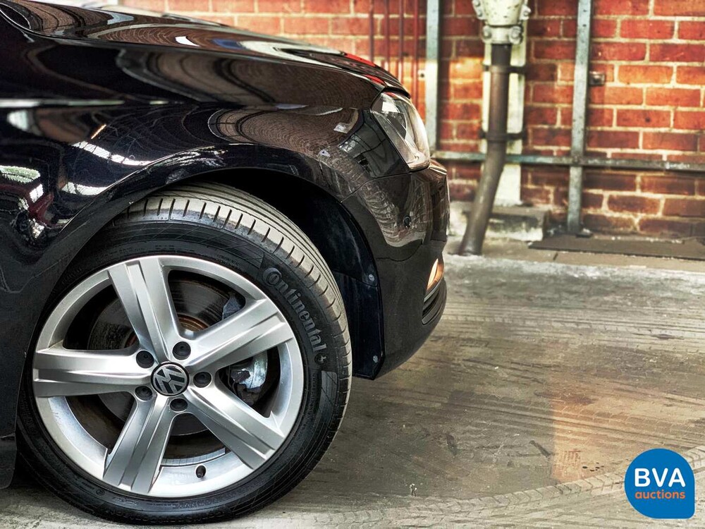 Volkswagen Passat 1.6 TDI BlueMotion Executive Edition 105pk 2014, 6-XHD-60