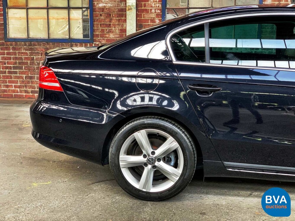 Volkswagen Passat 1.6 TDI BlueMotion Executive Edition 105pk 2014, 6-XHD-60