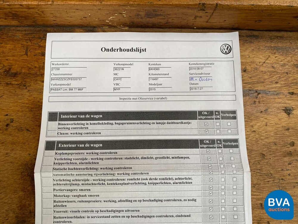 Volkswagen Passat 1.6 TDI BlueMotion Executive Edition 105pk 2014, 6-XHD-60