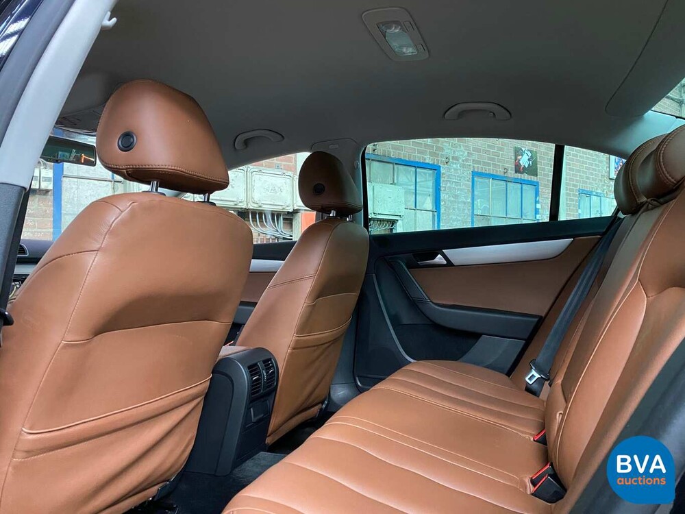 Volkswagen Passat 1.6 TDI BlueMotion Executive Edition 105pk 2014, 6-XHD-60