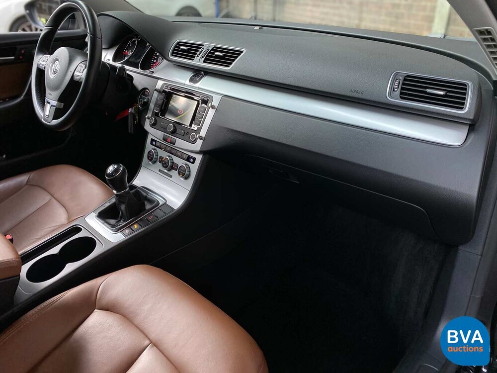 Volkswagen Passat 1.6 TDI BlueMotion Executive Edition 105pk 2014, 6-XHD-60