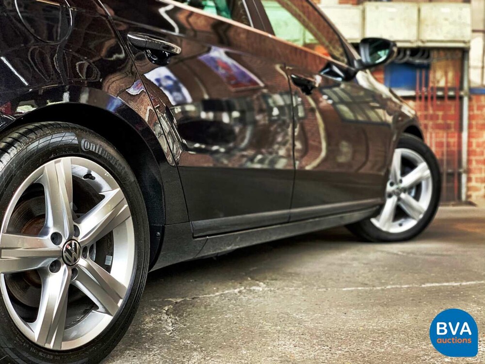 Volkswagen Passat 1.6 TDI BlueMotion Executive Edition 105pk 2014, 6-XHD-60