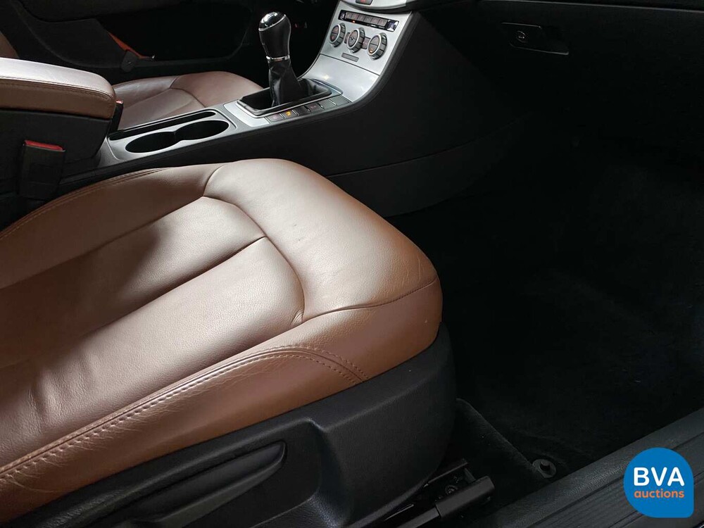 Volkswagen Passat 1.6 TDI BlueMotion Executive Edition 105pk 2014, 6-XHD-60