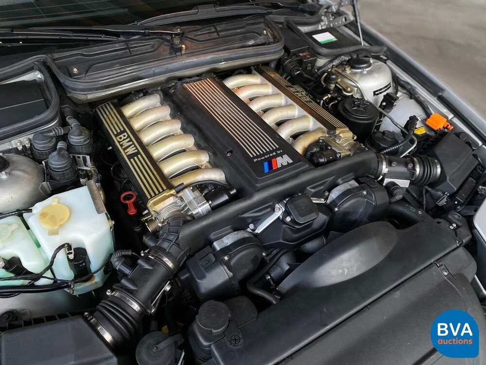 BMW 850CSi M8 5.6 V12 1993 Sterlingsilber -82.000km-