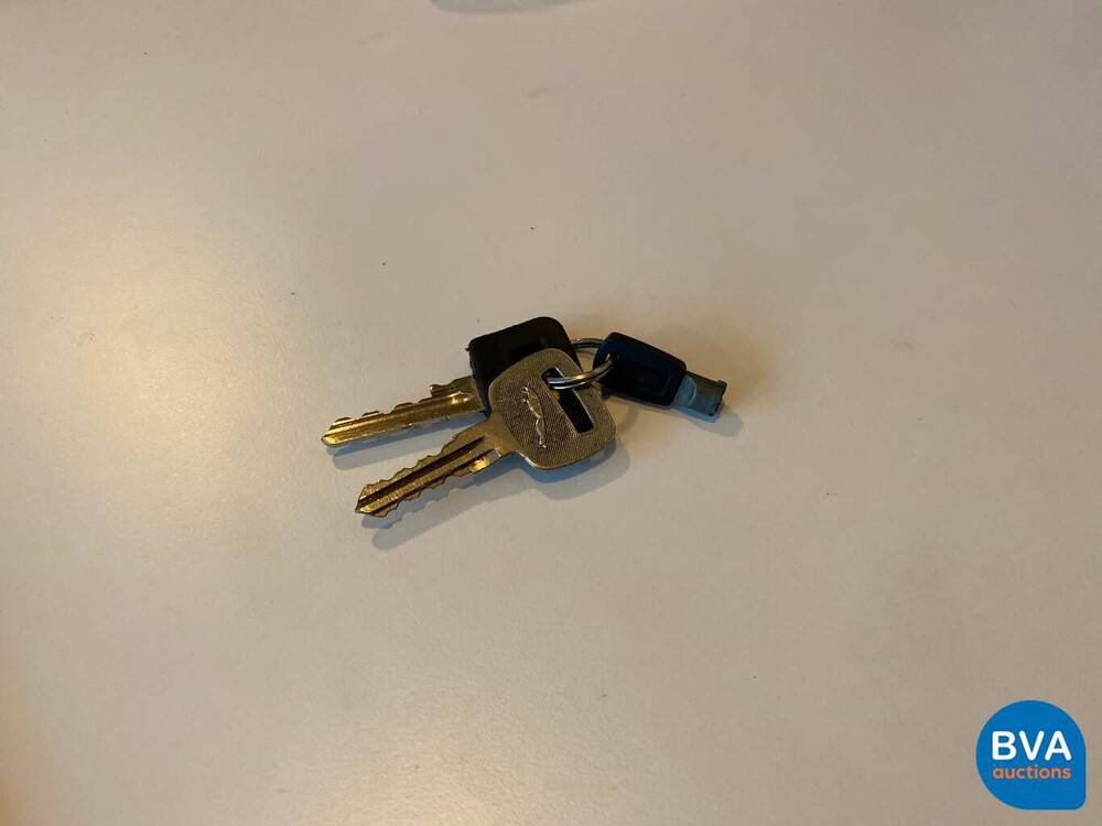 Jaguar XJ12 5.3 V12 HE 295pk 1983, 38-HK-PT