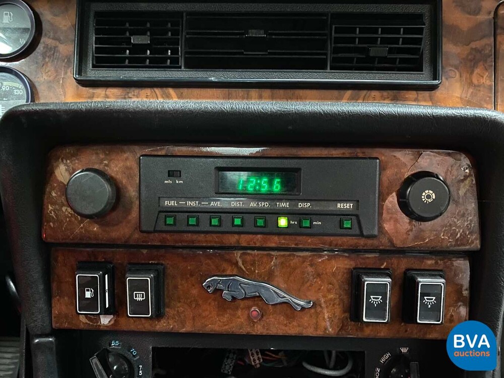 Jaguar XJ12 5.3 V12 HE 295pk 1983, 38-HK-PT