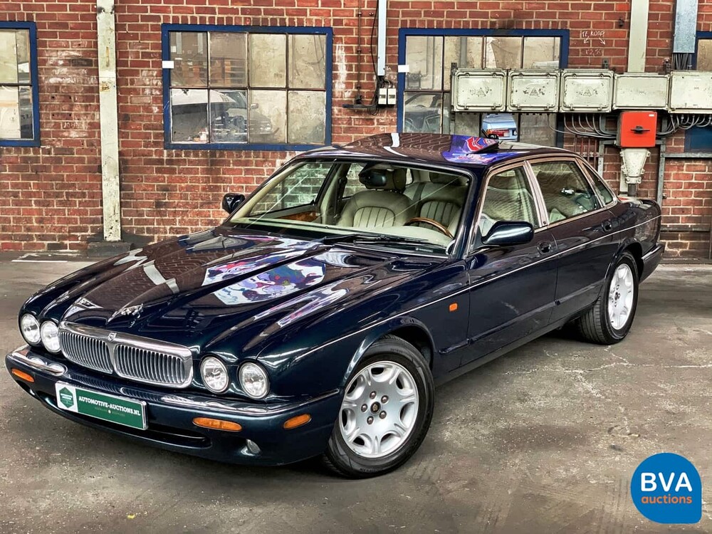 Jaguar XJ8 3.2 V8 237pk X308 2000