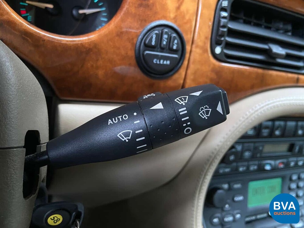 Jaguar XJ8 3.2 V8 237pk X308 2000