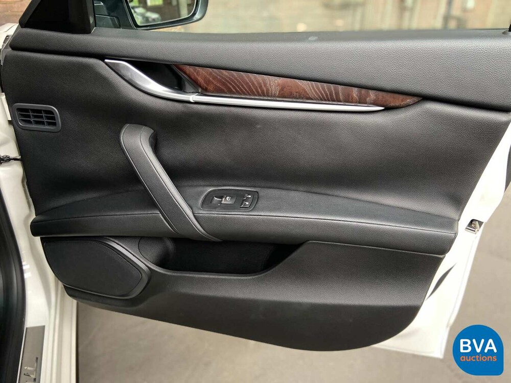 Maserati Ghibli 3.0 S Q4 410pk 2014, G-564-RZ