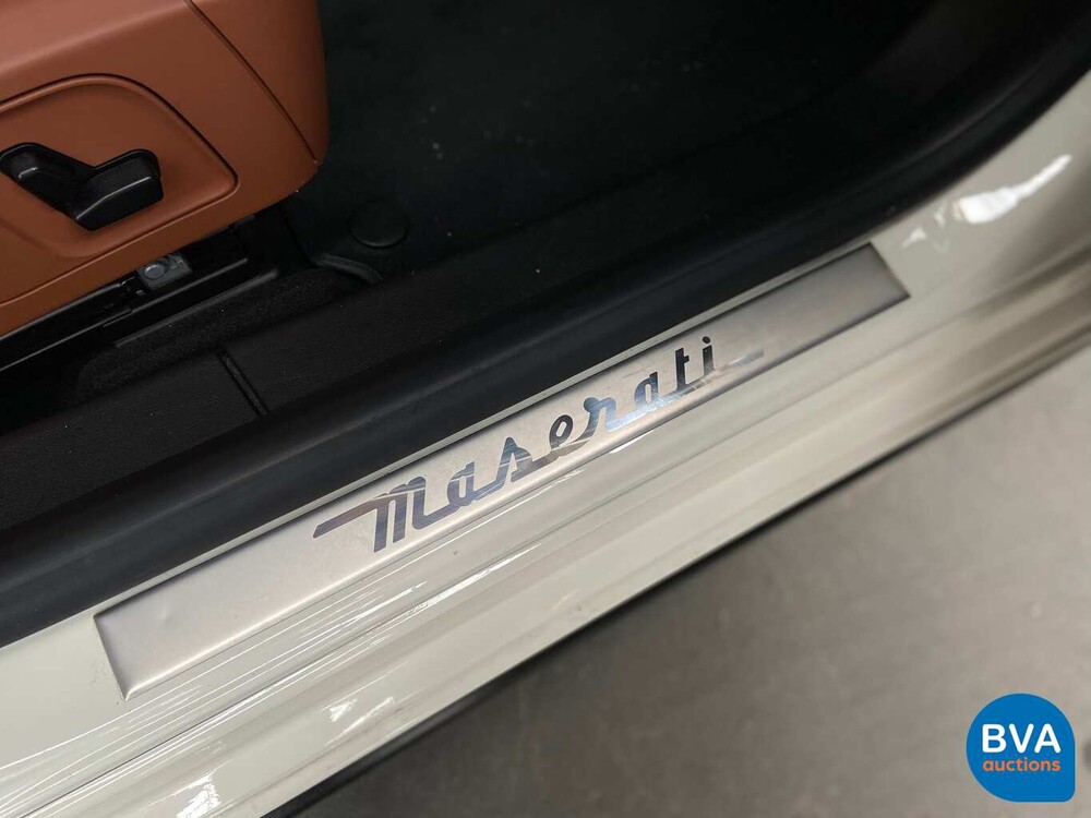 Maserati Ghibli 3.0 S Q4 410pk 2014, G-564-RZ