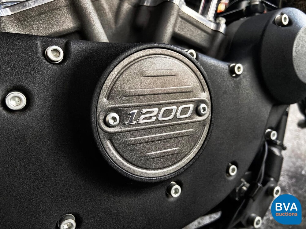 Harley Davidson Chopper XL 1200CV Roadster 2016 CAFE-RACER, 90-MJ-PP.