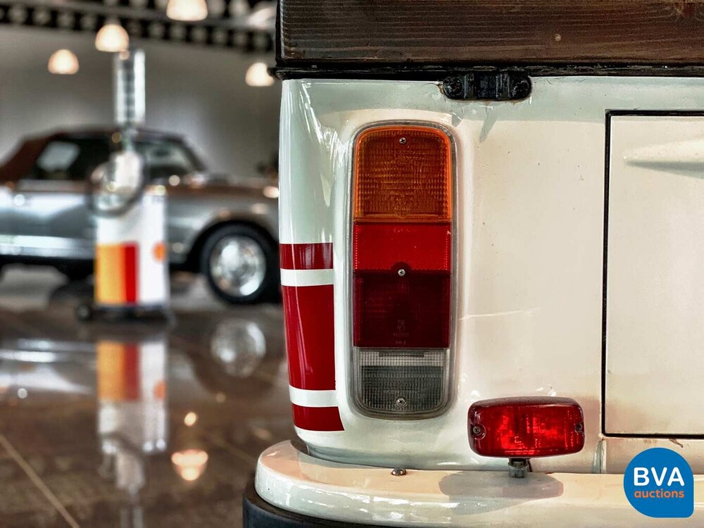 Volkswagen Foodtruck T2 1974, 23-YD-03.