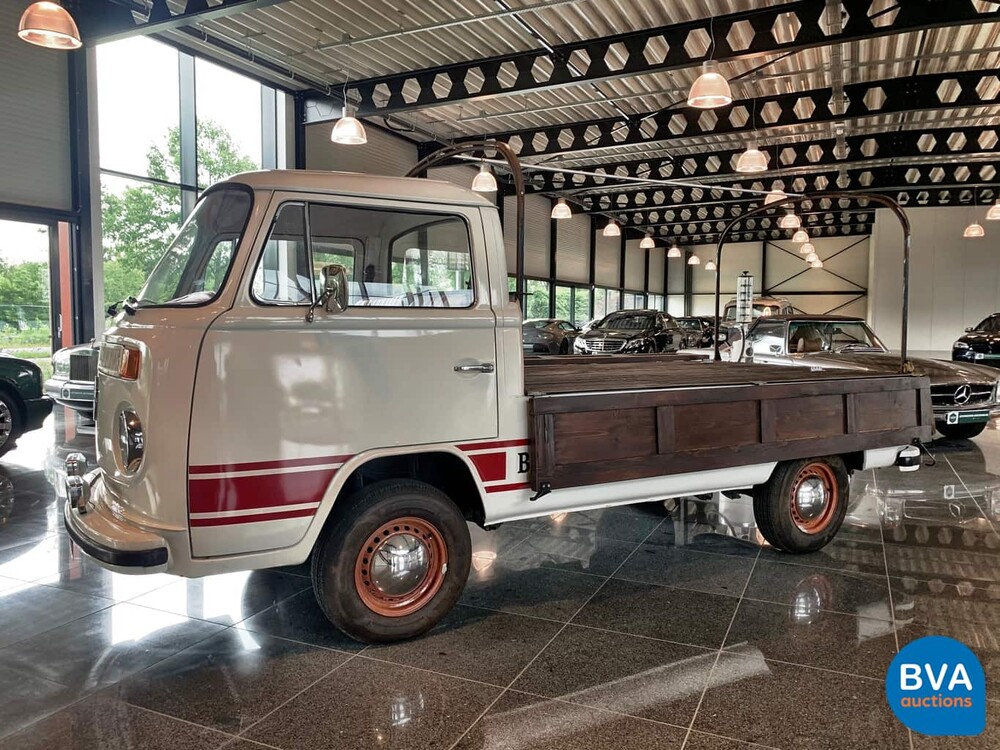Volkswagen Foodtruck T2 1974, 23-YD-03.