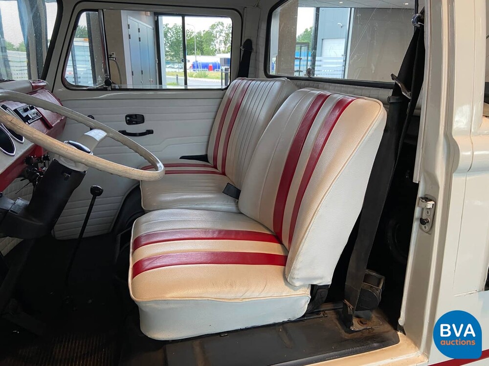 Volkswagen Foodtruck T2 1974, 23-YD-03.