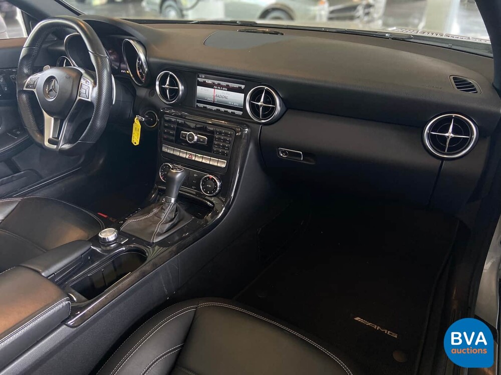 Mercedes-Benz SLK55 AMG 5.5 V8 421pk 2013, TP-585-N