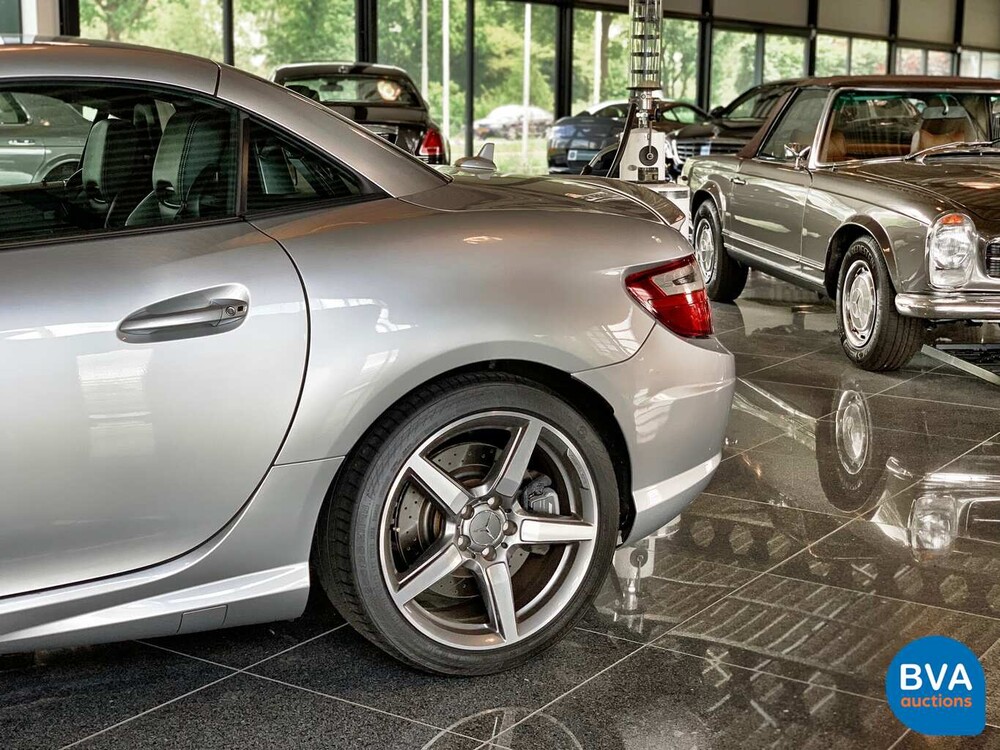 Mercedes-Benz SLK55 AMG 5.5 V8 421pk 2013, TP-585-N