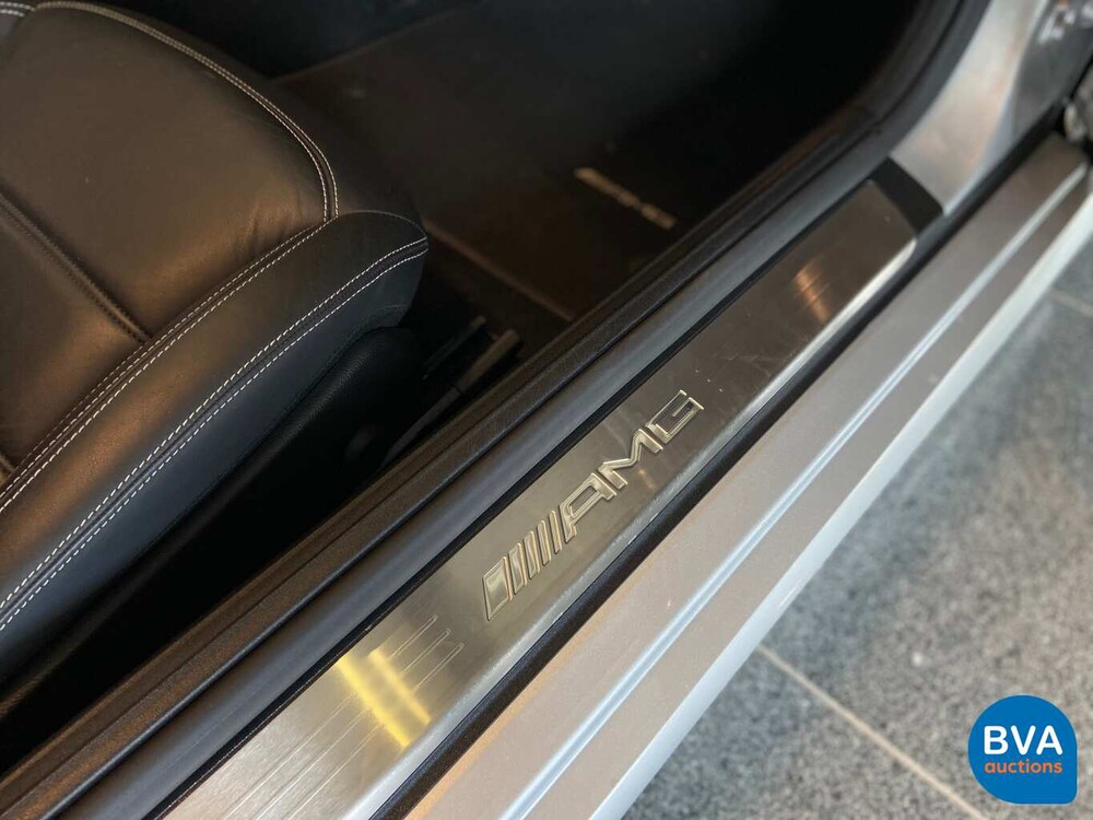 Mercedes-Benz SLK55 AMG 5.5 V8 421pk 2013, TP-585-N