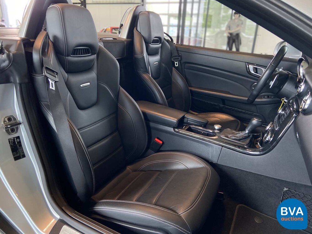 Mercedes-Benz SLK55 AMG 5.5 V8 421pk 2013, TP-585-N