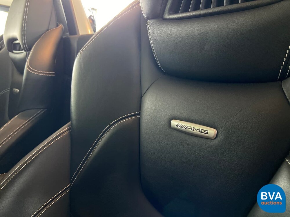 Mercedes-Benz SLK55 AMG 5.5 V8 421pk 2013, TP-585-N