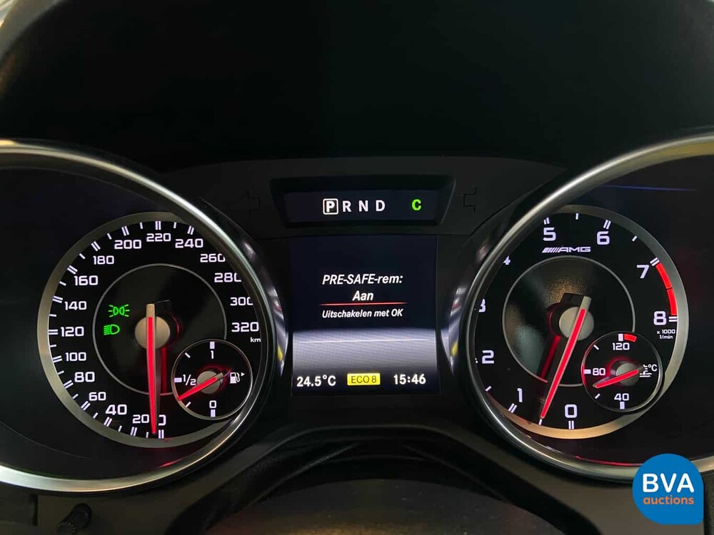 Mercedes-Benz SLK55 AMG 5.5 V8 421pk 2013, TP-585-N