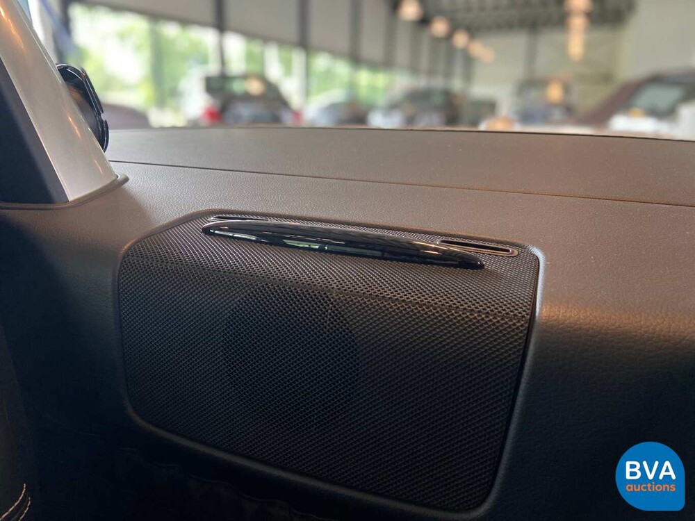 Mercedes-Benz SLK55 AMG 5.5 V8 421pk 2013, TP-585-N