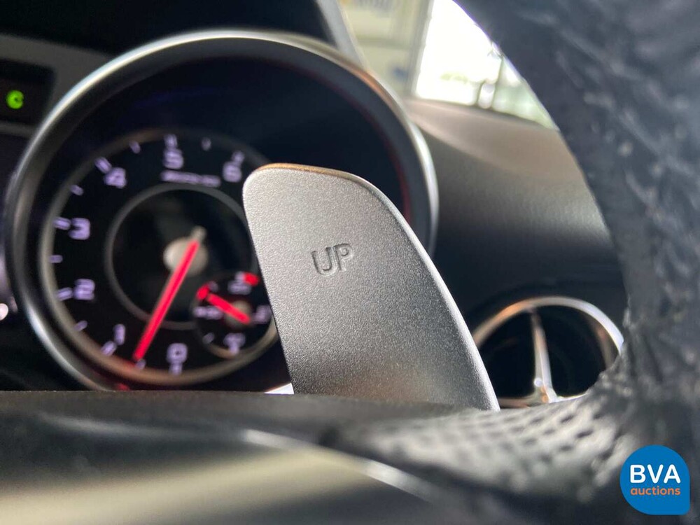 Mercedes-Benz SLK55 AMG 5.5 V8 421pk 2013, TP-585-N