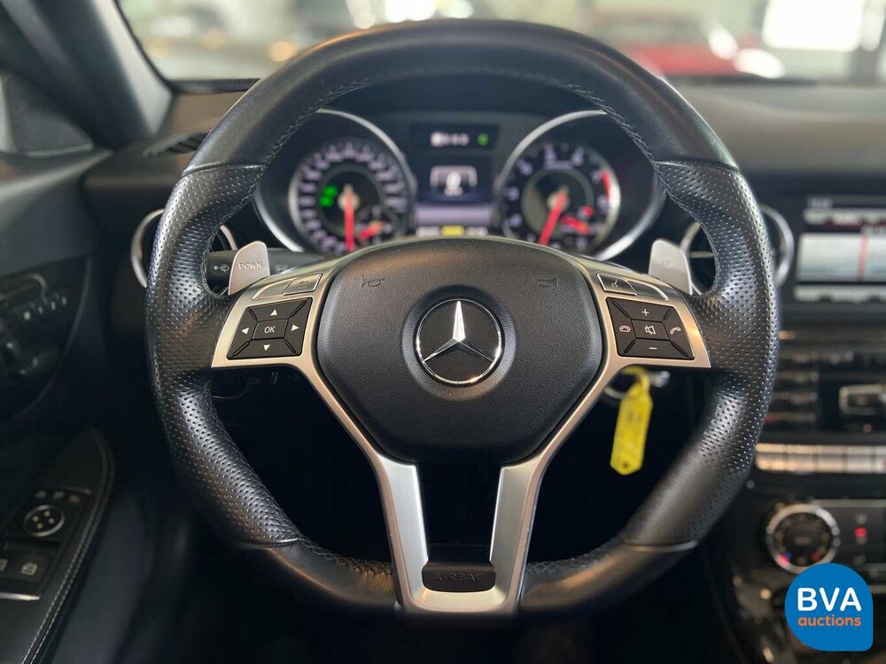 Mercedes-Benz SLK55 AMG 5.5 V8 421pk 2013, TP-585-N