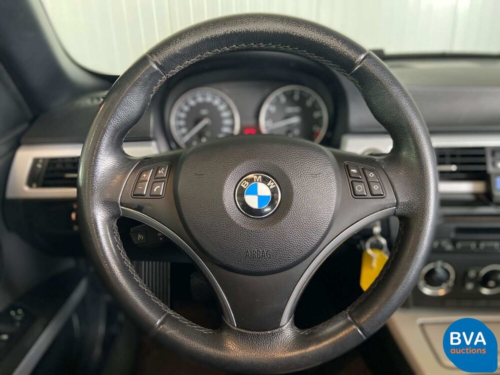 BMW 320i Cabriolet 170 PS 3er E93 2007, 07-XS-JV.