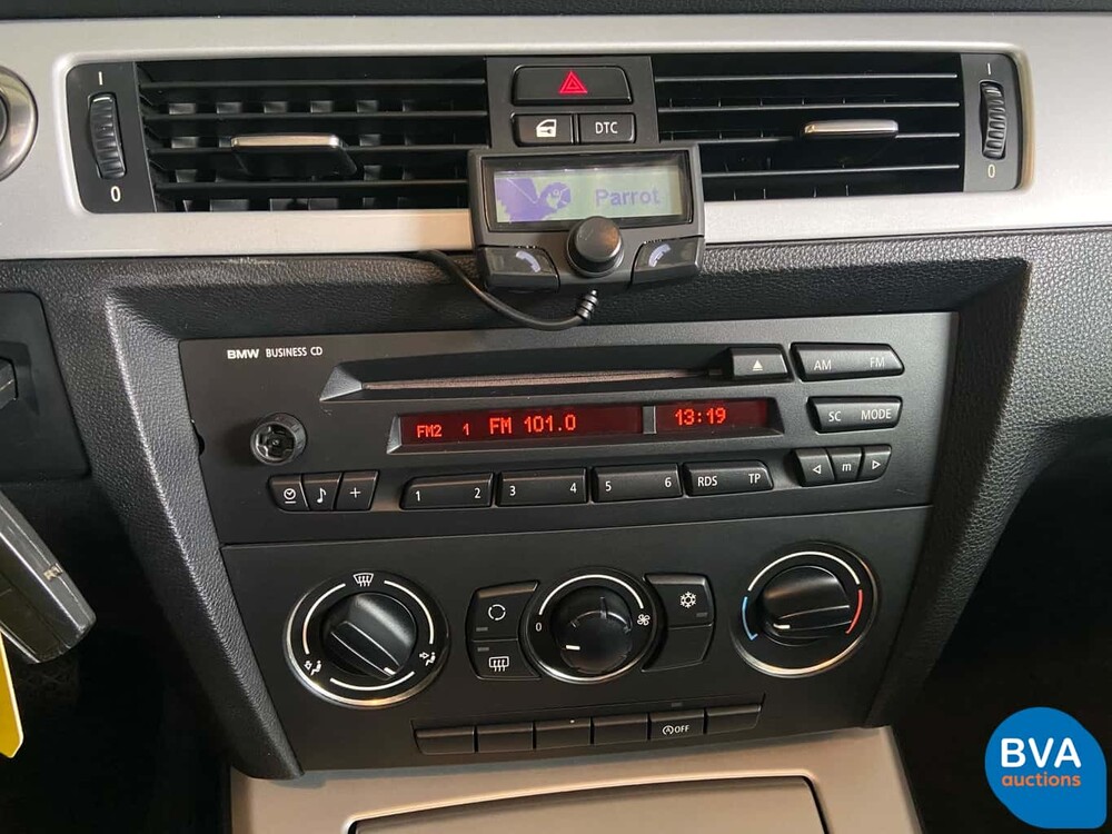 BMW 320i Cabriolet 170 PS 3er E93 2007, 07-XS-JV.