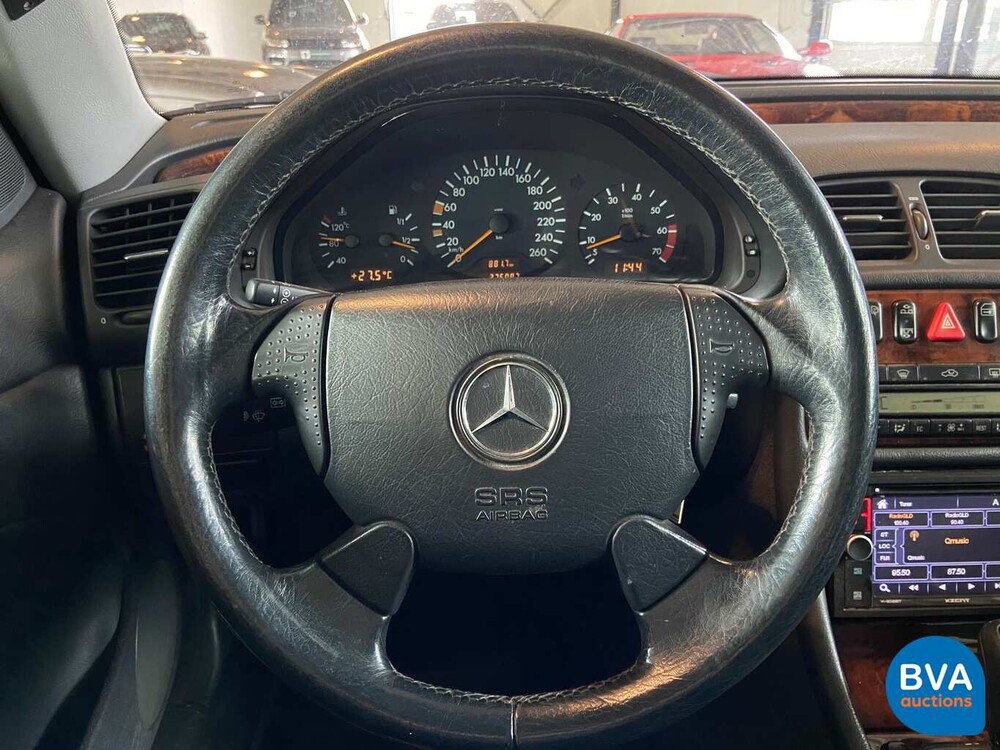 Mercedes-Benz CLK230 Kompressor Cabriolet 193 Stück 1999, 75-DD-DG.