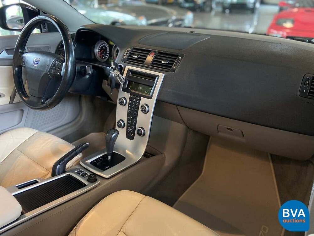 Volvo C70 cabriolet convertible 2010, ZT-750-S