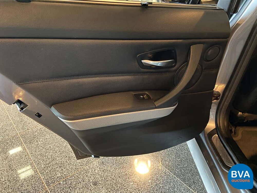 BMW 325i Touring M-Sport CARBON-EDITION Steptronic 6-Zylinder 218 PS 3er 2012, 43-XNX-4.