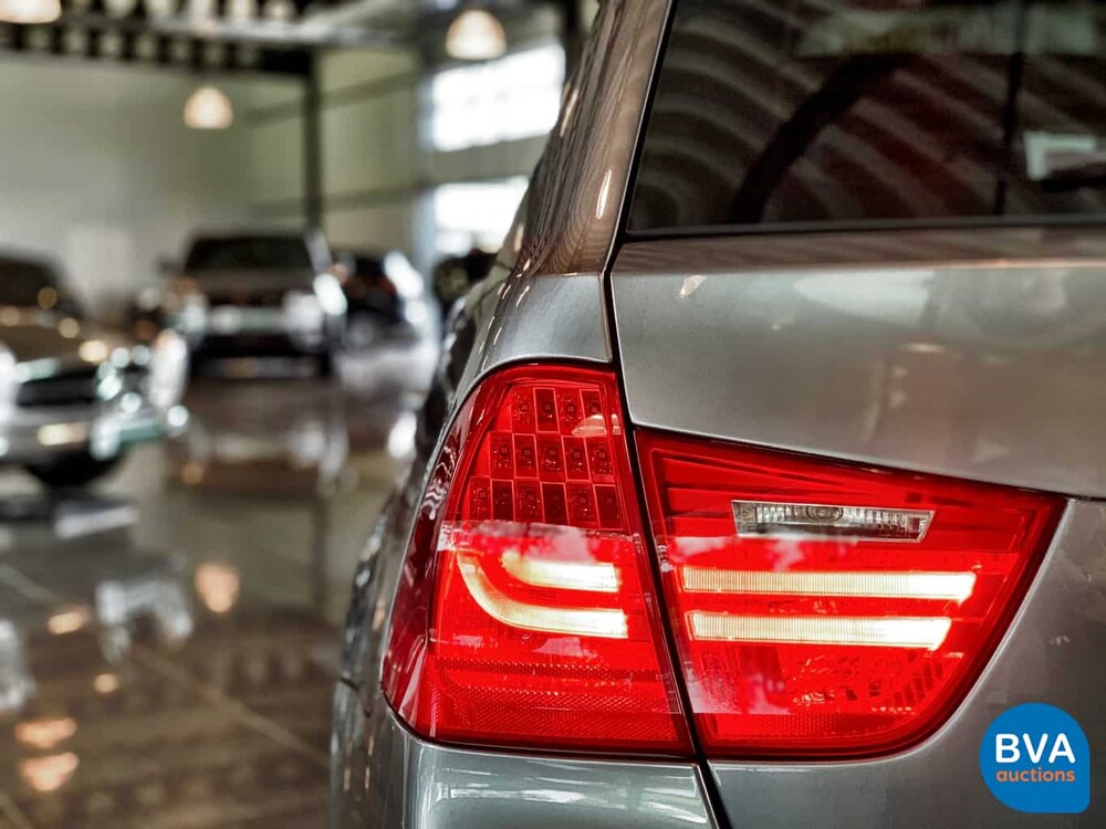 BMW 325i Touring M-Sport CARBON-EDITION Steptronic 6-Zylinder 218 PS 3er 2012, 43-XNX-4.