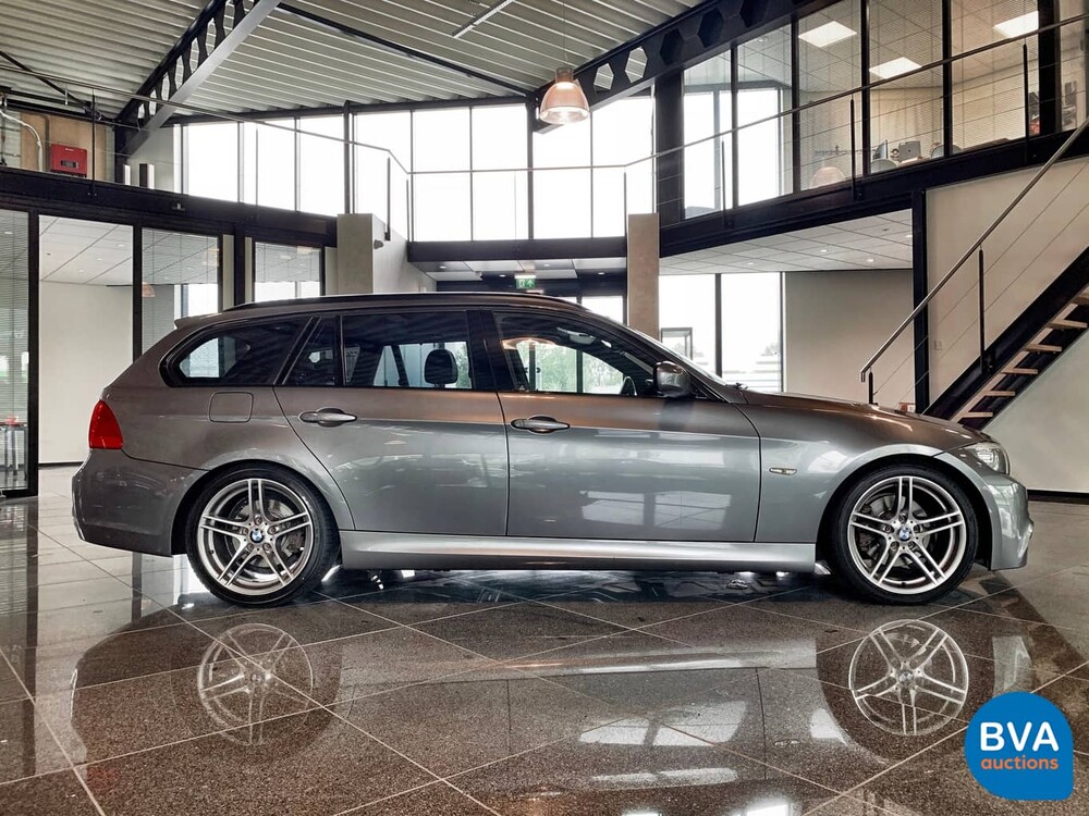 BMW 325i Touring M-Sport CARBON-EDITION Steptronic 6-Zylinder 218 PS 3er 2012, 43-XNX-4.