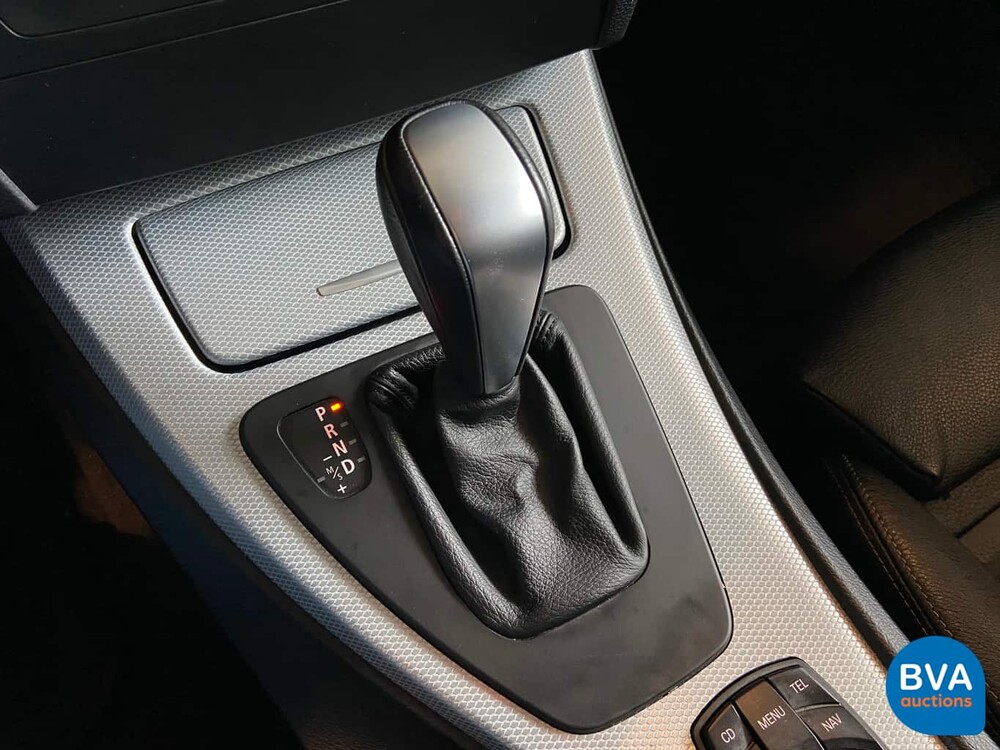 BMW 325i Touring M-Sport CARBON-EDITION Steptronic 6-Zylinder 218 PS 3er 2012, 43-XNX-4.