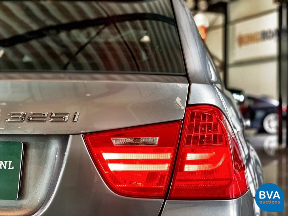 BMW 325i Touring M-Sport CARBON-EDITION Steptronic 6-Zylinder 218 PS 3er 2012, 43-XNX-4.