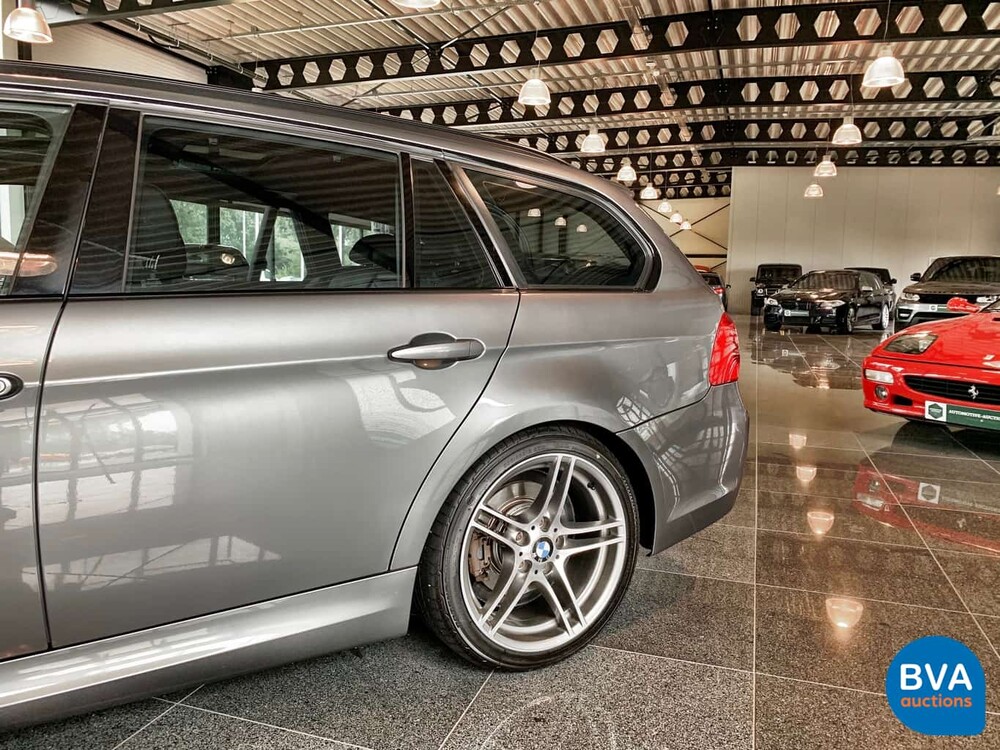 BMW 325i Touring M-Sport CARBON-EDITION Steptronic 6-Zylinder 218 PS 3er 2012, 43-XNX-4.