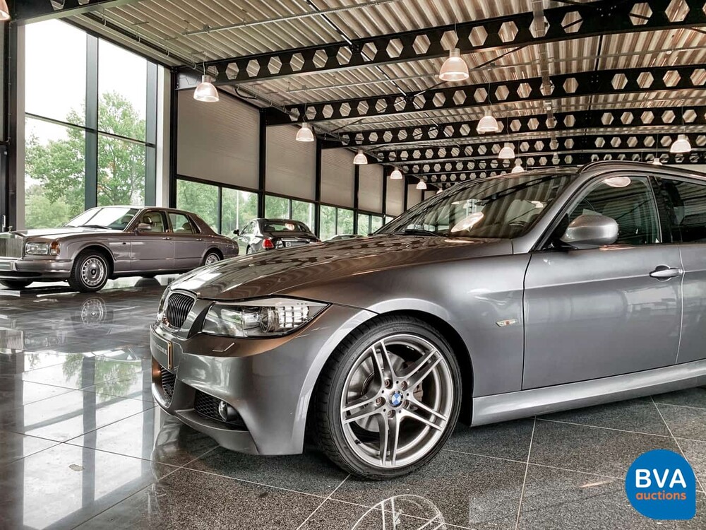 BMW 325i Touring M-Sport CARBON-EDITION Steptronic 6-Zylinder 218 PS 3er 2012, 43-XNX-4.
