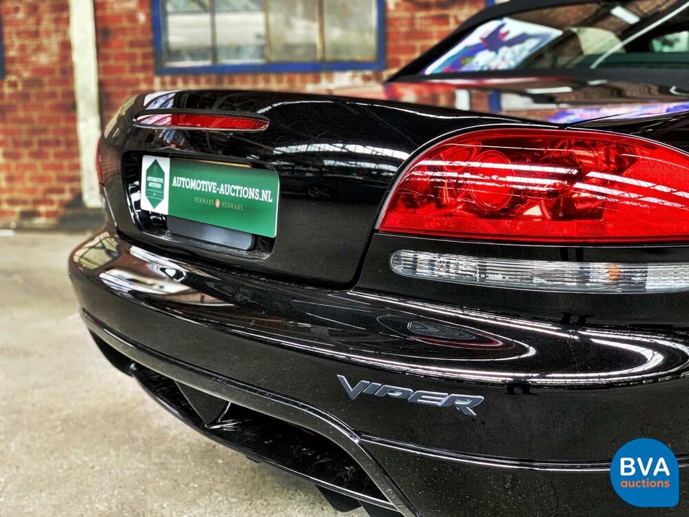 Dodge Viper SRT-10 8.3 V10 506pk 2004, 12-SGT-9