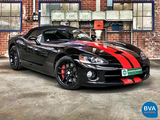 Dodge Viper SRT-10 8.3 V10 506pk 2004, 12-SGT-9