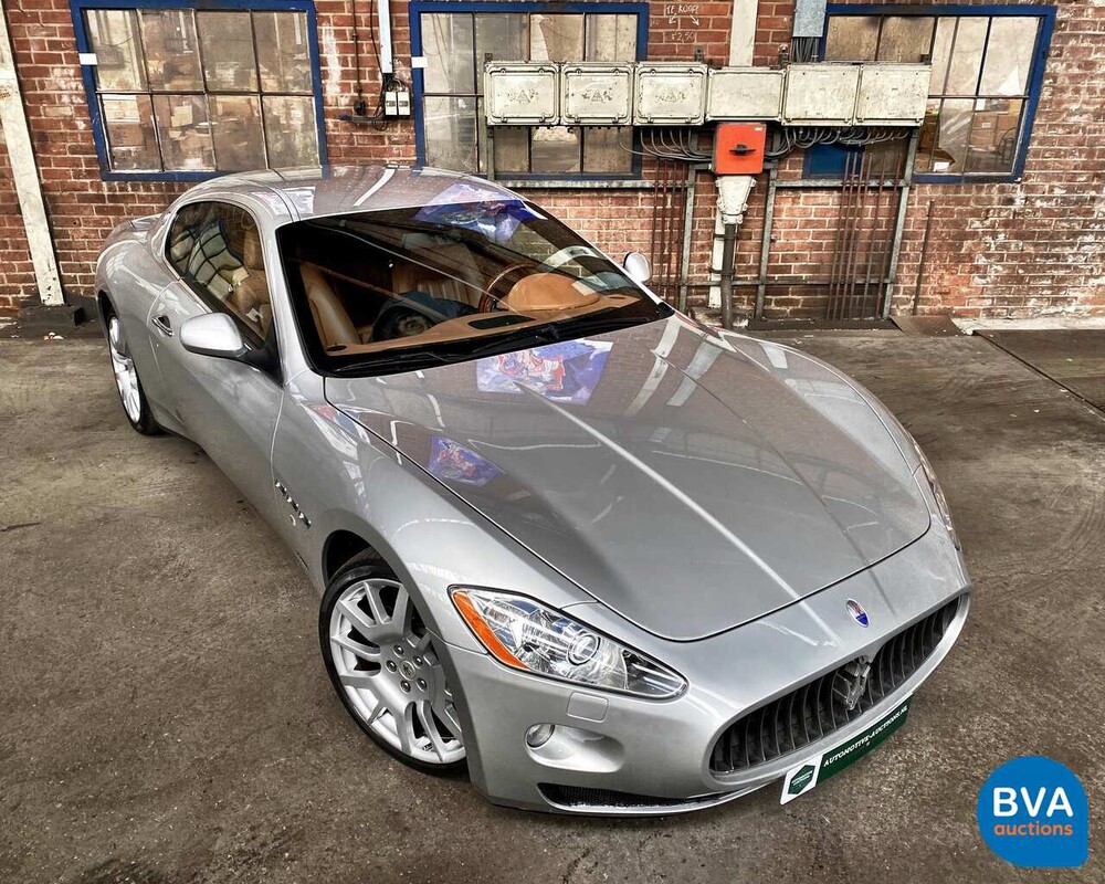 Maserati GranTurismo 4.2 V8 405pk 2008, 49-ZH-FS