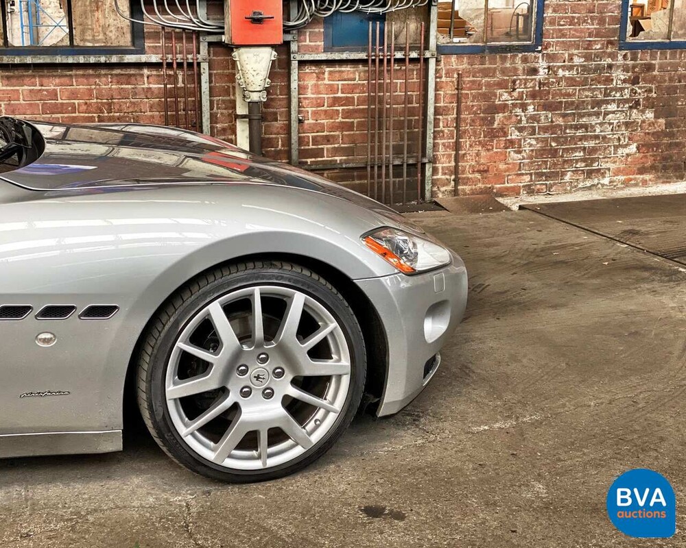 Maserati GranTurismo 4.2 V8 405pk 2008, 49-ZH-FS