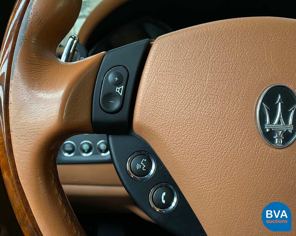 Maserati GranTurismo 4.2 V8 405pk 2008, 49-ZH-FS