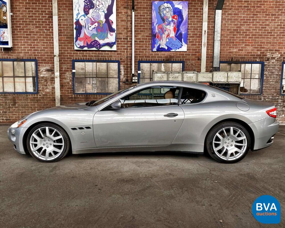 Maserati GranTurismo 4.2 V8 405pk 2008, 49-ZH-FS