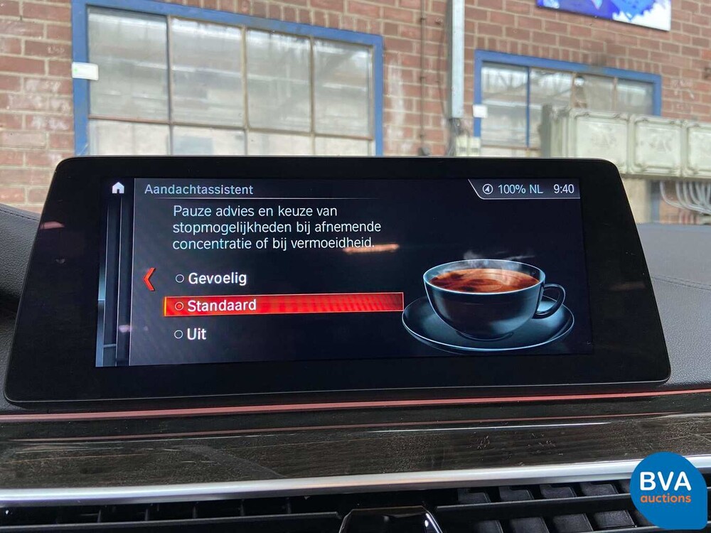 BMW 530d xDrive Luxury Line 265pk 2016 5-Serie, SG-223-J