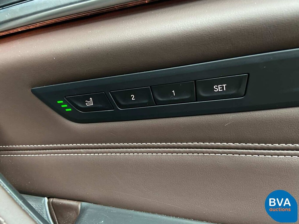 BMW 530d xDrive Luxury Line 265pk 2016 5-Serie, SG-223-J