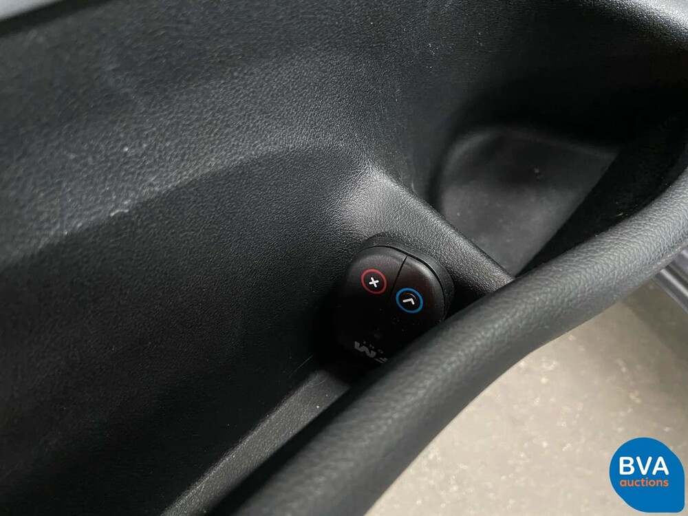 BMW 530d xDrive Luxury Line 265pk 2016 5-Serie, SG-223-J