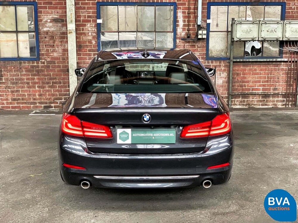 BMW 530d xDrive Luxury Line 265pk 2016 5-Serie, SG-223-J