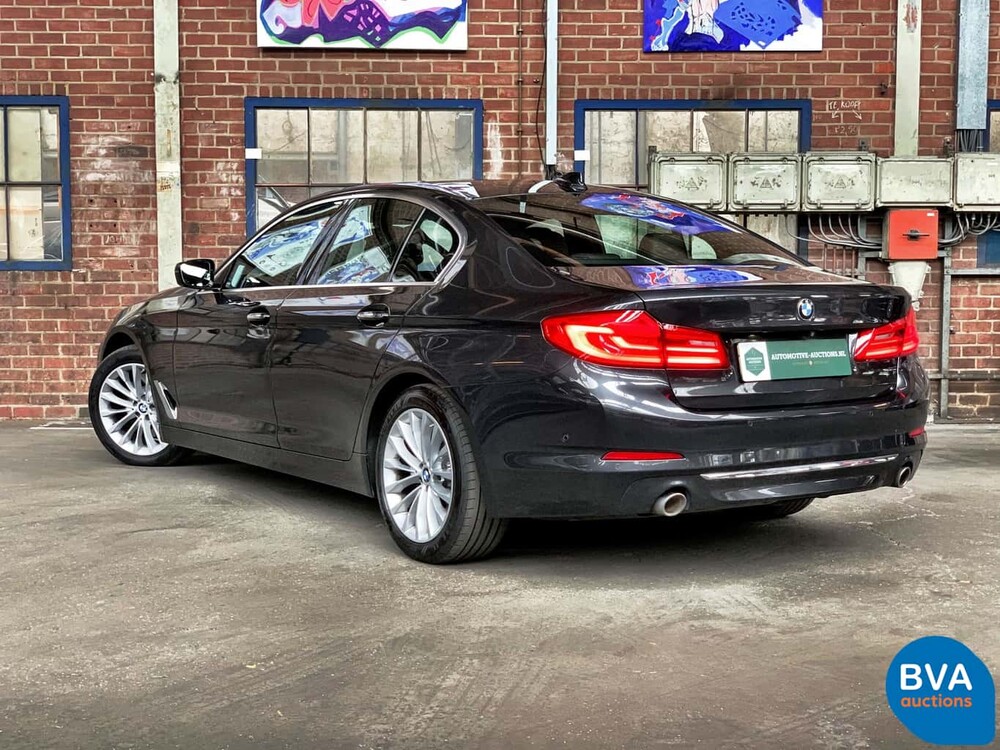 BMW 530d xDrive Luxury Line 265pk 2016 5-Serie, SG-223-J